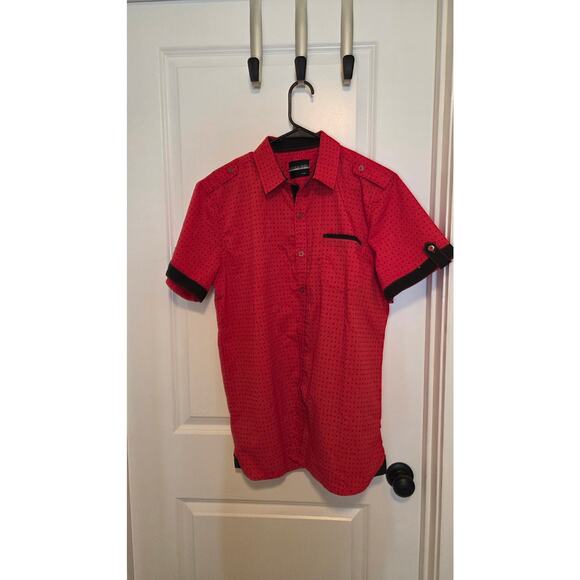 Vertical Sport Slim Fit Red Short Sleeve Button Down Shirt Size L - Picture 1 of 3